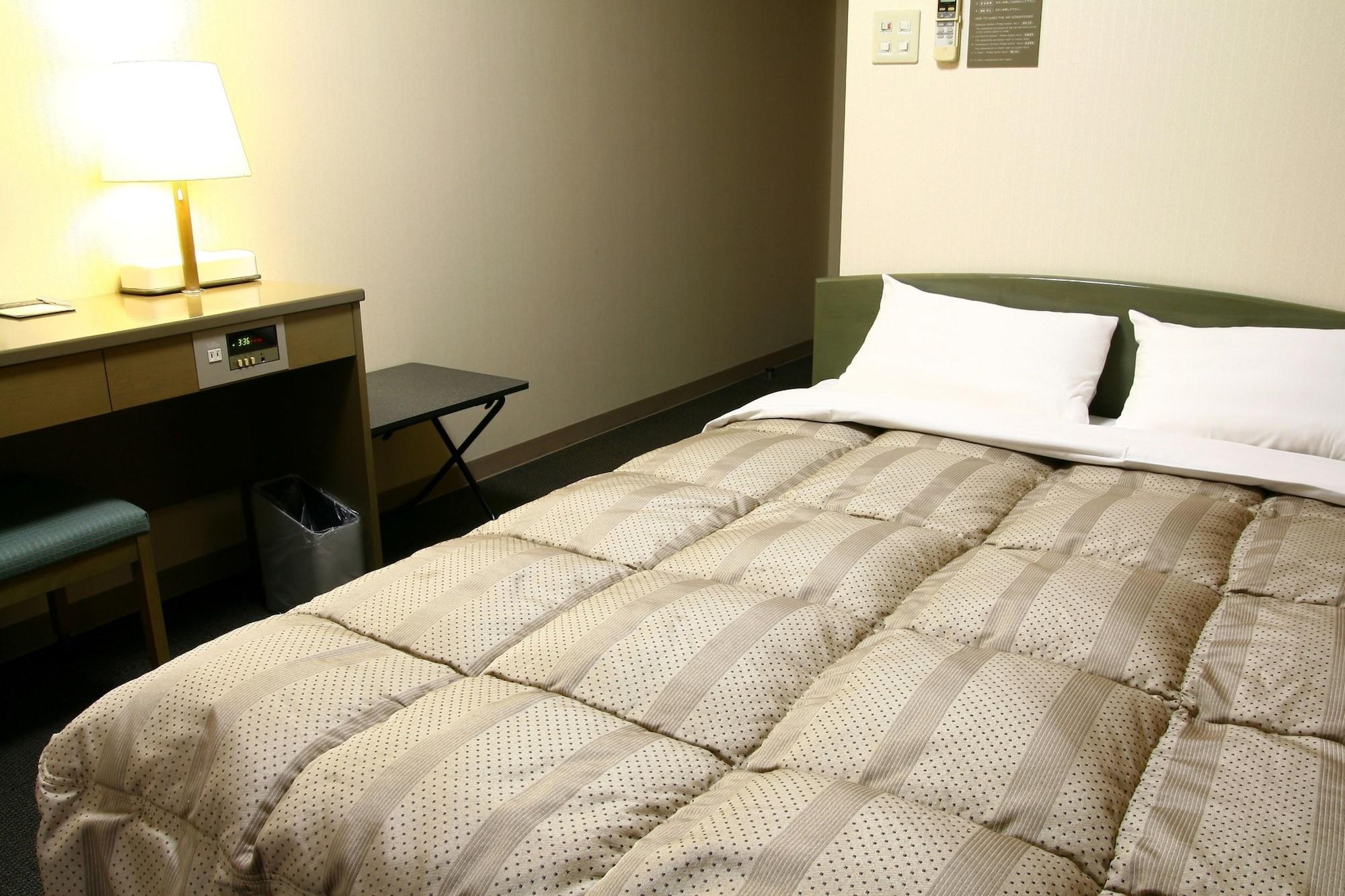 Hotel Route-Inn Court Kofu Экстерьер фото